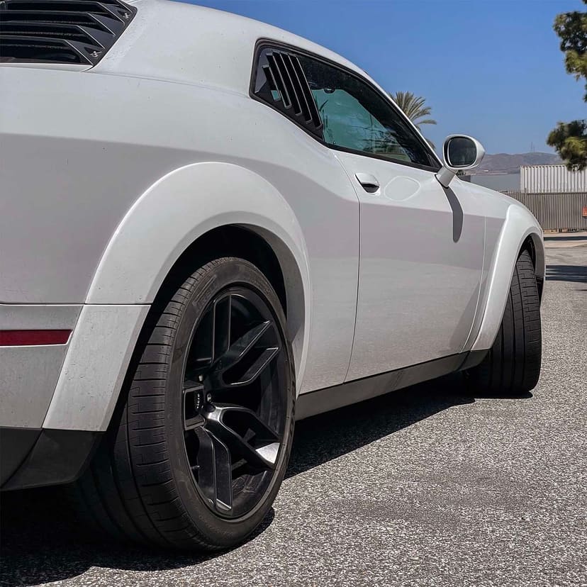 White Dodge Challenger Widebody x Hellcat Redeye Style Widebody Matte Black