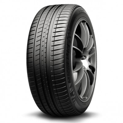 Michelin Pilot Sport 3 Black Sidewall Tire (245/35R20 95Y XL OEM: Mercedes-Benz) vzn121549
